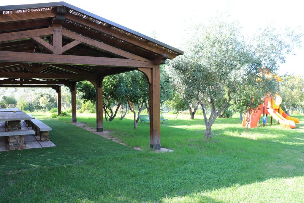 Il Castello Hotel Villaputzu Bagian luar foto
