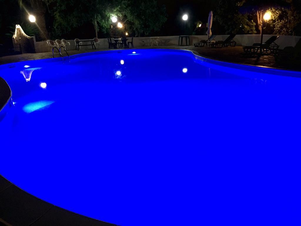 Il Castello Hotel Villaputzu Bagian luar foto