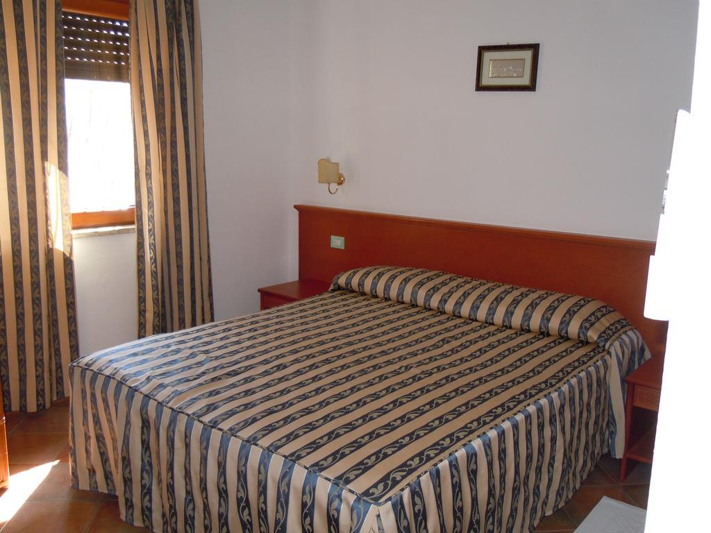 Il Castello Hotel Villaputzu Ruang foto