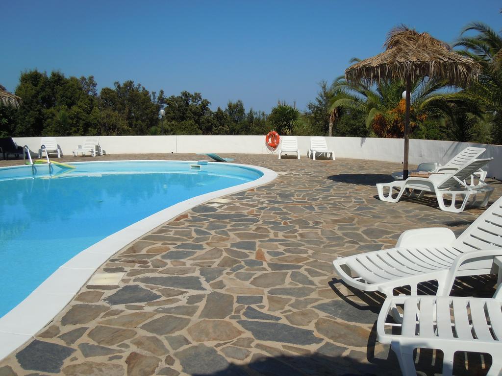 Il Castello Hotel Villaputzu Bagian luar foto